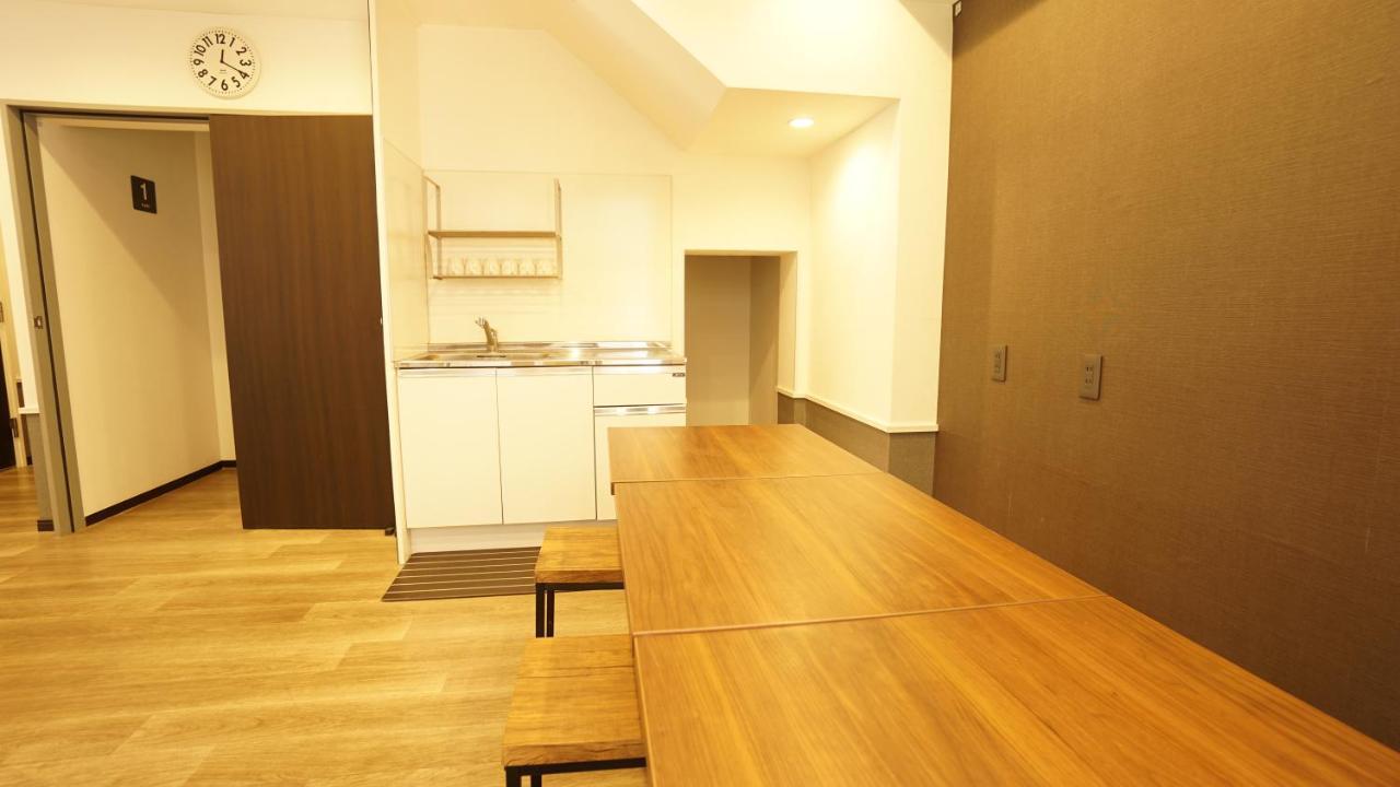 Отель House Ikebukuro Токио Экстерьер фото