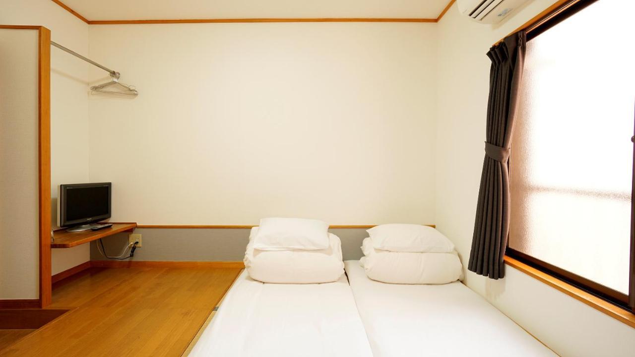 Отель House Ikebukuro Токио Экстерьер фото